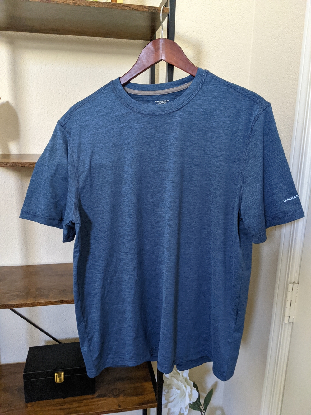 G.H. Bass & Co. Men's Medium Athletic Crew Tee Heather Blue Short Sleeve NWT
